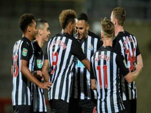 Tin bóng đá 2/10: Tập đoàn Singapore đẩy nhanh vụ mua Newcastle