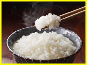 Mơ thấy ăn cơm đánh con gì? Giải mã giấc chiêm bao thấy ăn cơm