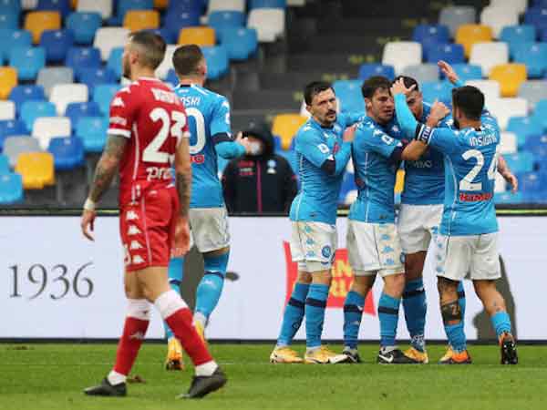 SSC Napoli và ACF Fiorentina đều có số danh hiệu tại Coppa Italia là 6