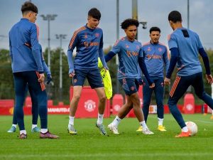 Tin Ngoại Hạng Anh 3/11: Ten Hag tung sao trẻ đấu Real Sociedad