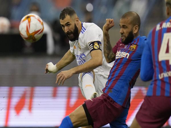 Bóng đá TBN 26/4: Kền kền trắng dâng cúp cho Barca