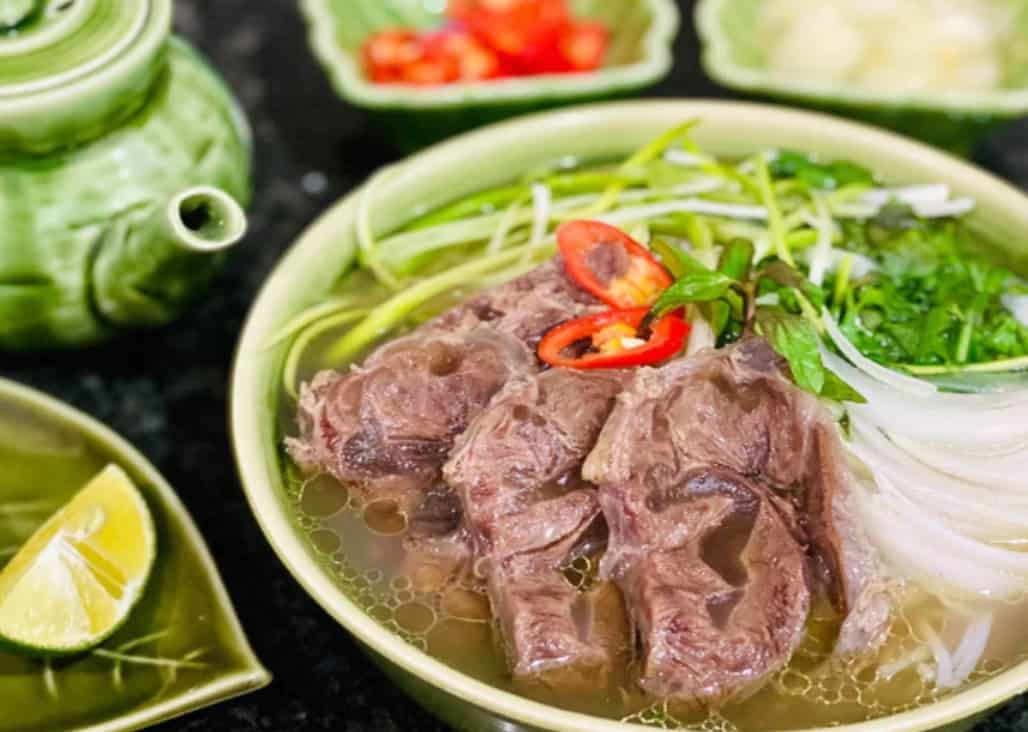 Ăn phở có béo không? Có nên ăn phở sau khi tập gym