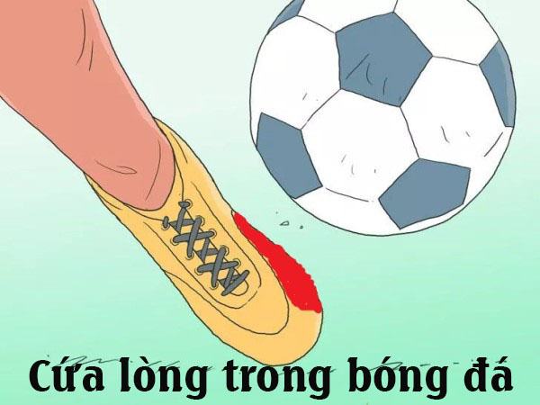 Cứa lòng là gì? Hướng dẫn kỹ thuật cứa lòng trong bóng đá