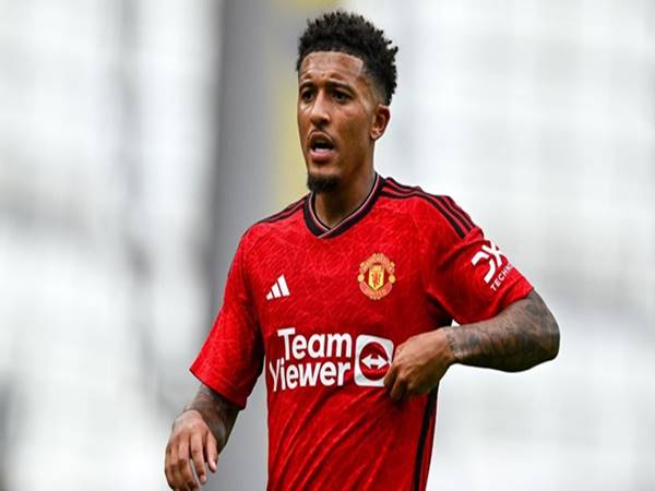 Chuyển nhượng 7/12: Dortmund muốn đổi Malen lấy Sancho