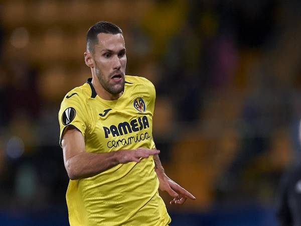 Tin Barca 5/2: Barca cân nhắc mua Pedraza của Villarreal
