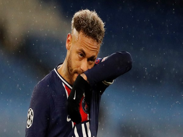 Tại sao Neymar chưa giành được Quả Bóng Vàng? Tại sao Neymar chưa giành được Quả Bóng Vàng?